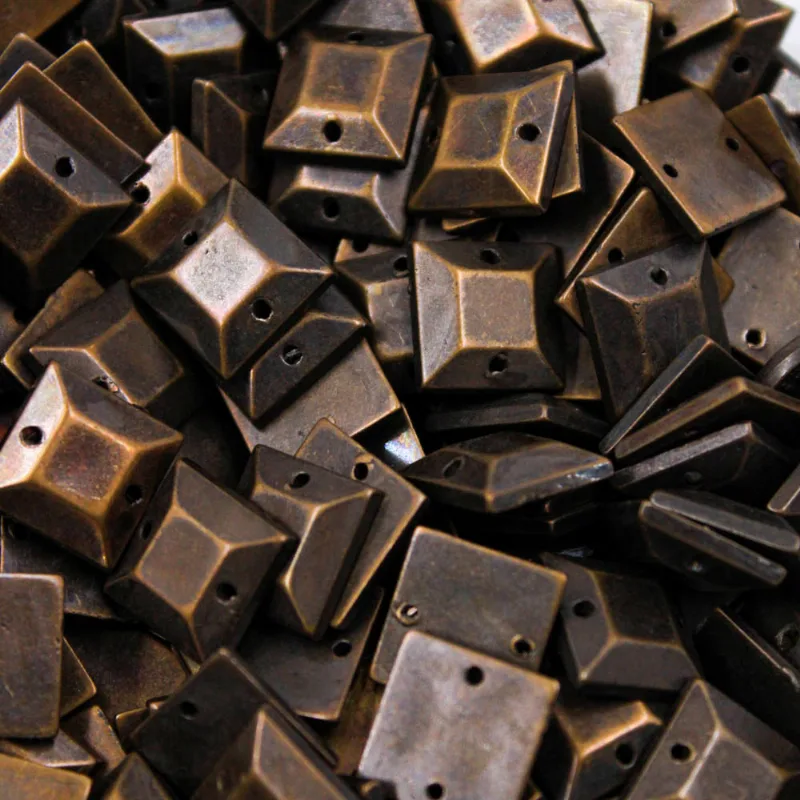 CHATON PARA COSTURA QUADRADO 12X12MM EM ABS COM 500GR 075 - Ouro Velho