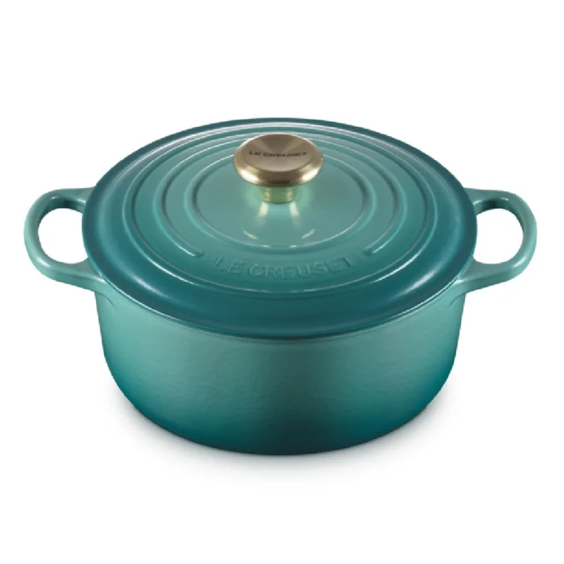 PANELA REDONDA LE CREUSET SIGNATURE 22CM PUXADOR DOURADO EM FERRO FUNDIDO BLEU RIVIERA 21177220994450 - Le creuset