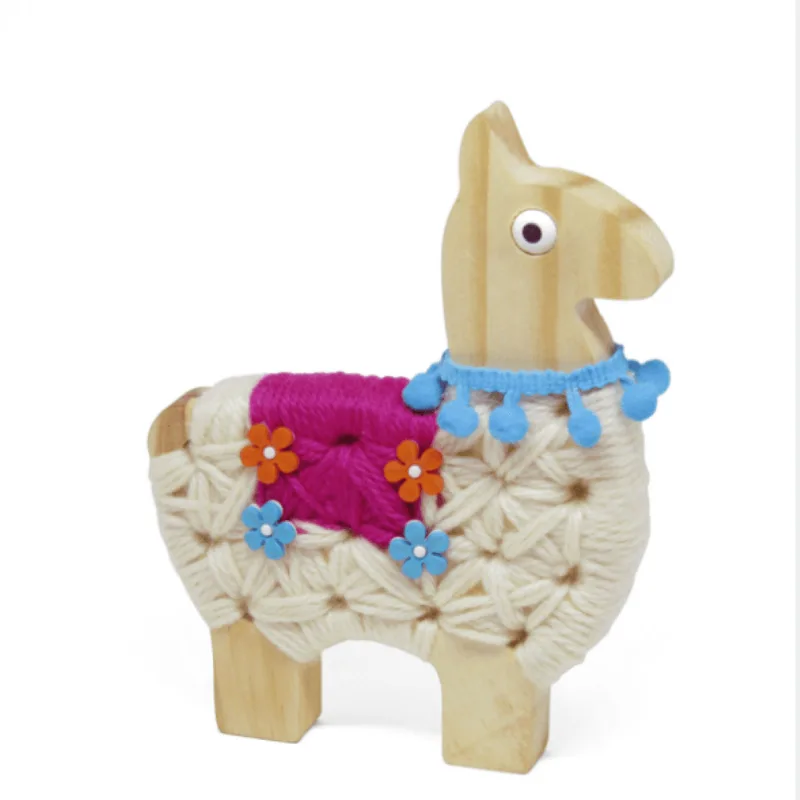 Alinhavo lhama - Pachu - Brinquedo Educativo de Madeira