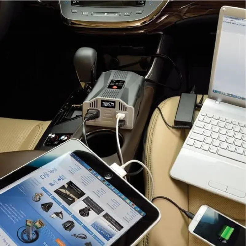 Tripp Lite PV200USB Inversor de Potência Automotivo 200W c 1 Tomada 2 porta de Carregamento USB 12V