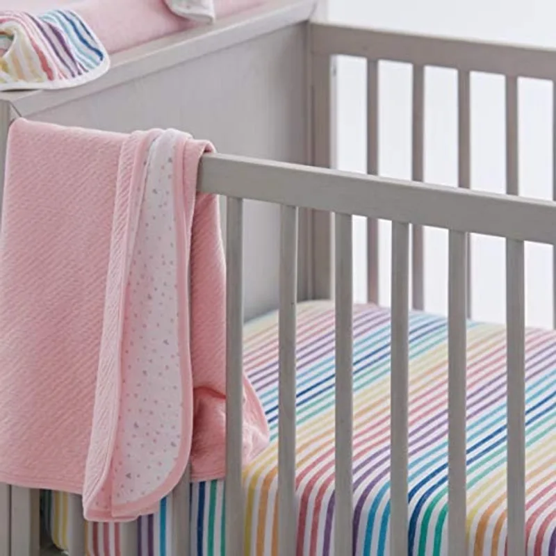 Folha de berço de algodão orgânico honestbaby, listra de arco-íris, um tamanho
