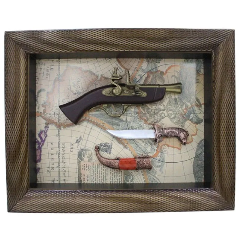 Quadro Decorativo Com Arma e Faca Antiga Mapa Vintage - Genérico