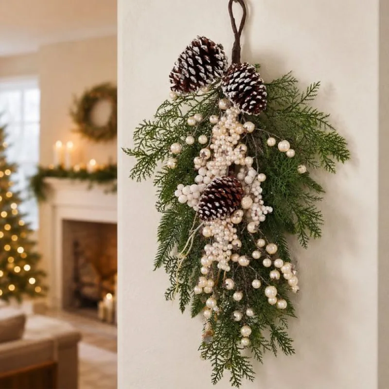 Guirlanda Natal Enfeite Pinhas Decoração Porta Parede 55cm - Genérico