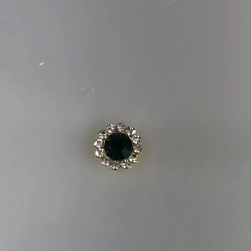CHATON ENGRAMPADO FLORZINHA 12MM EM CRISTAL COM 20 PEÇAS 225 - Preto Z25