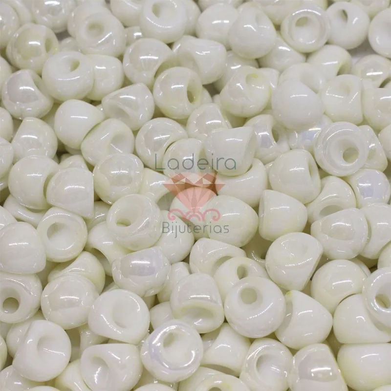 Botão Perolado Irisado 12Mm 250G Branco 0001