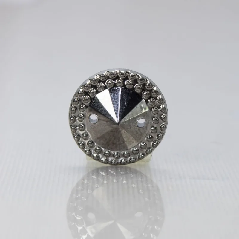Chaton Para Costura Redondo Com Borda 14Mm Em Acrilico Com 250Gr 036Z - Grafite 036
