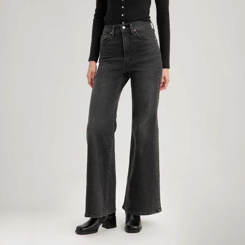 Calça Jeans Levi's® Ribcage Bells Preta - 32X32