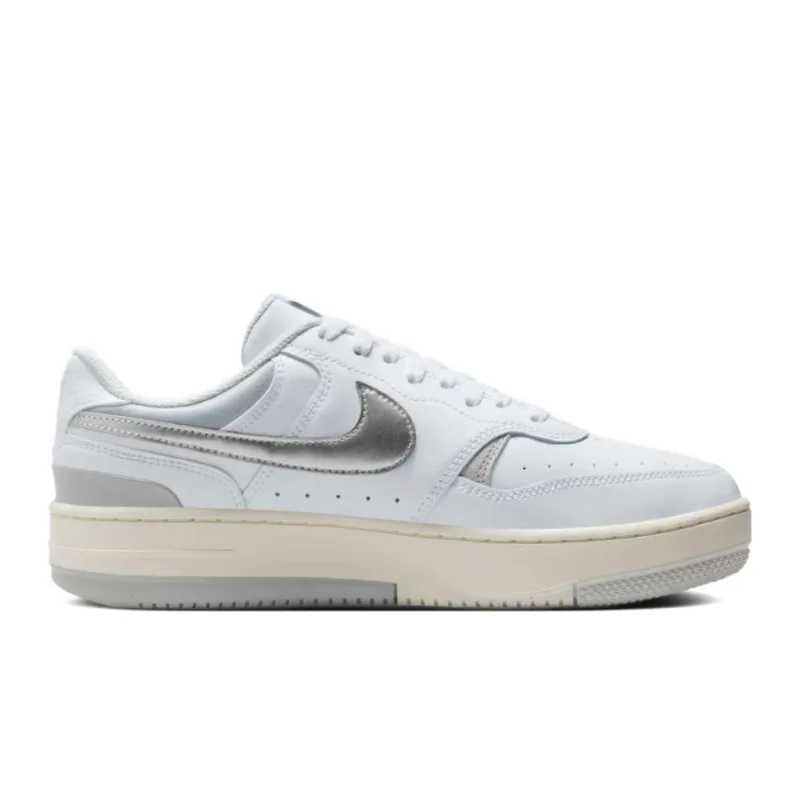 Tênis Nike Gamma Force Branco/Prata HQ1674-100.36