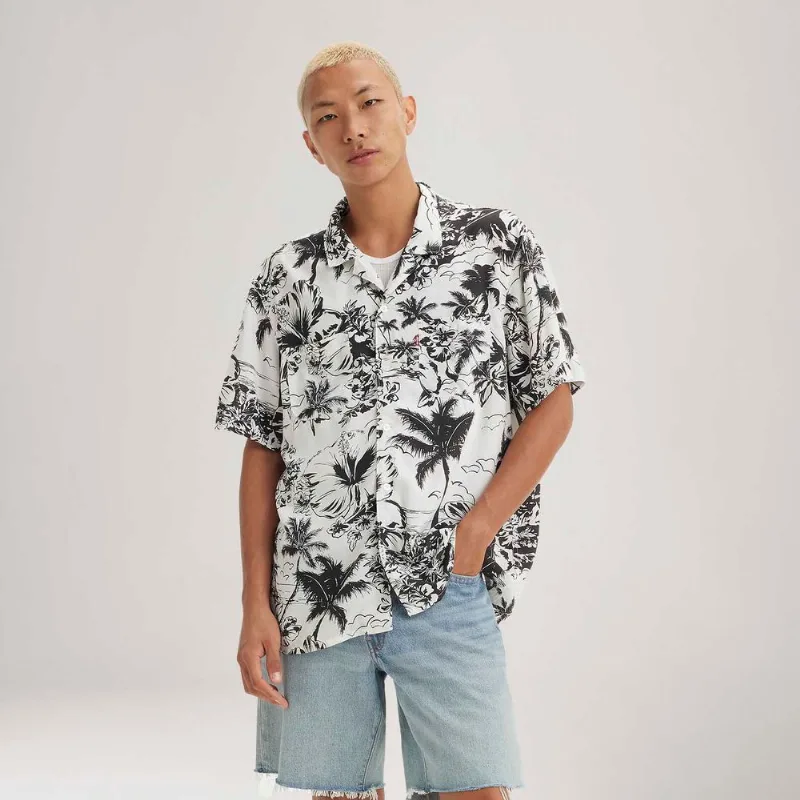 Camisa Levi's® Classic Camper Branca Estampada Manga Curta - S USA | P BR