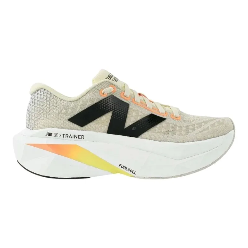 Tênis New Balance FuelCell SuperComp Trainer V3 Masculino 40 / Bege