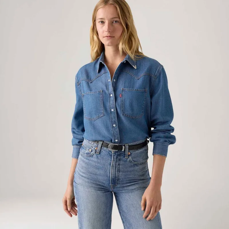Camisa Jeans Levi's® Teodora Western Lavagem Média Camisa Jeans Levi's® Teodora Western - XXL USA | EGG BR