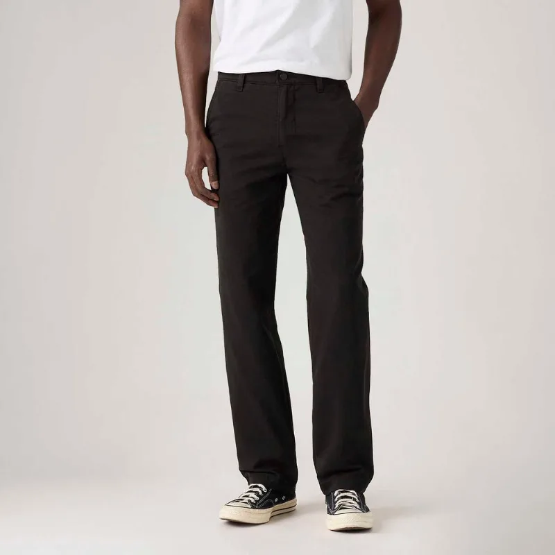 Calça Levi's® XX Chino Authentic Relaxed Preta Bermuda Levi's® XX Chino Authentic Relaxed - 29X32 USA | 37 BR