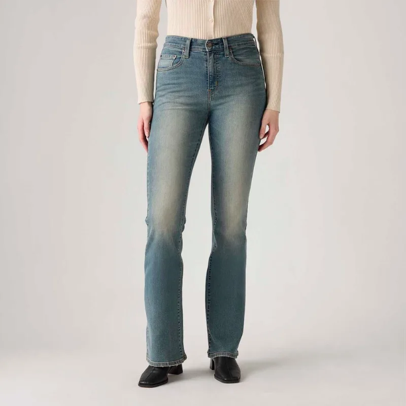 Calça Jeans Levi's® 726® High Rise Flare Lavagem Média - 33X34 USA | 44 BR