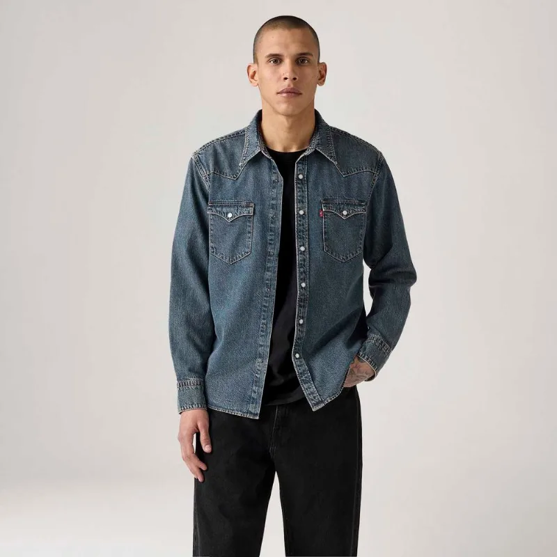 Camisa Jeans Levi's® Barstow Western Manga Longa Lavagem Média - S USA | P BR