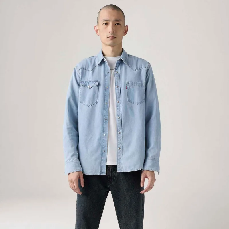 Camisa Jeans Levi's® Barstow Special Manga Longa Lavagem Clara - S USA | P BR