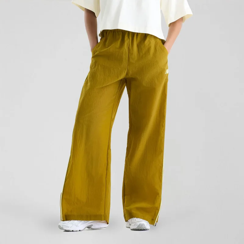 Calça Sport Legacy Woven Feminina - New Balance