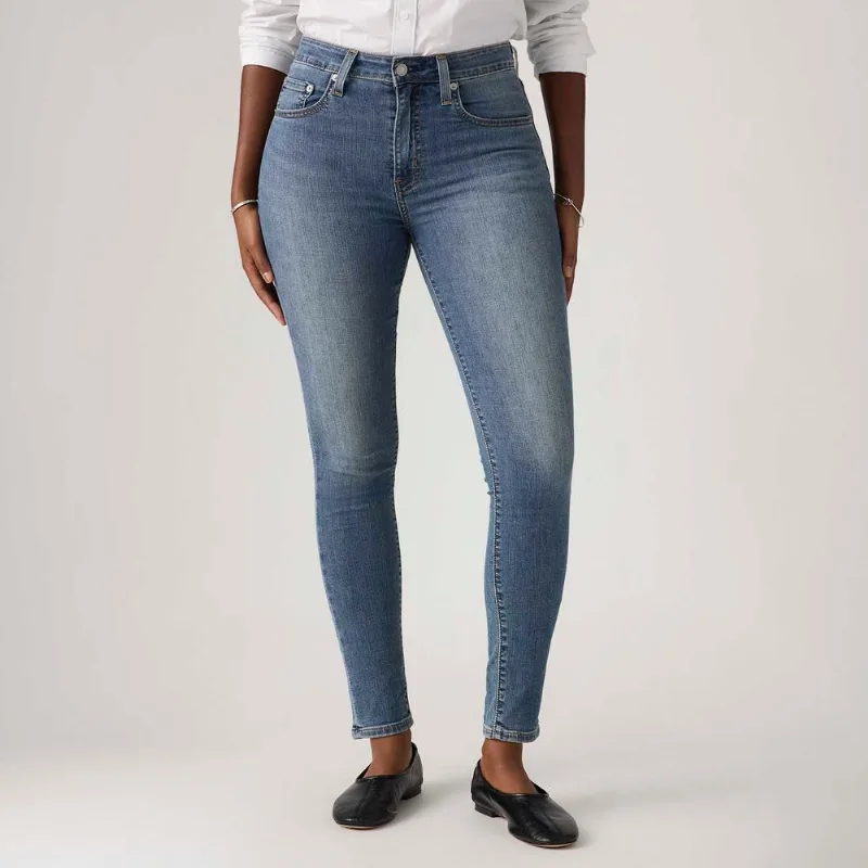 Calça Jeans Levi's® 721® High Rise Skinny Lavagem Média - 30X30 USA | 41 BR
