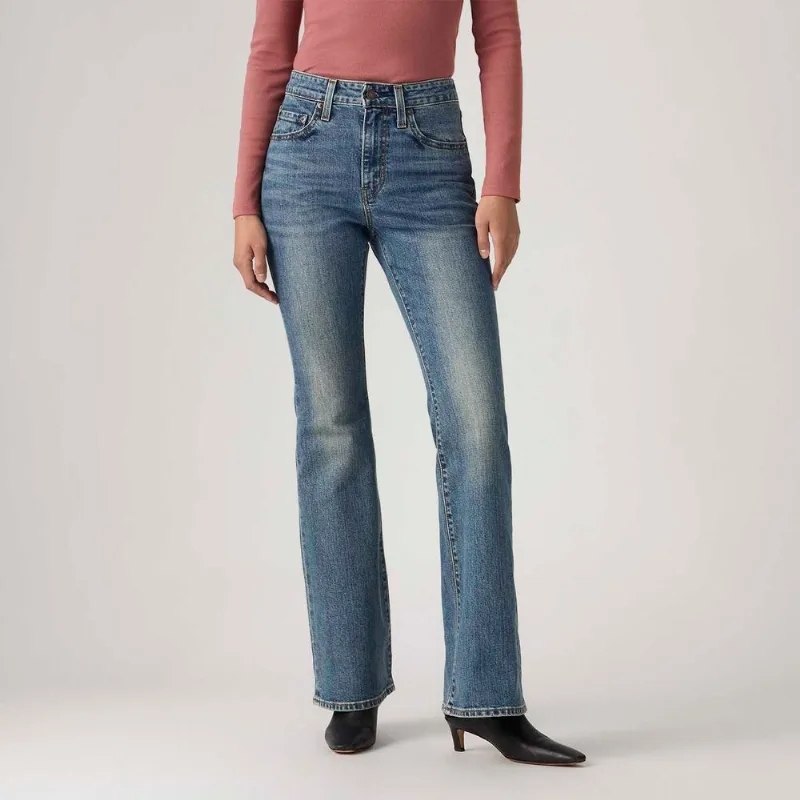 Calça Jeans Levi's® 726® High Rise Flare Lavagem Média - 32X32 USA | 43 BR