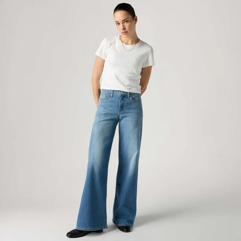 Calça Jeans Levi's® 318® Shaping Wideleg Lavagem Clara - 32X34 USA | 43 BR