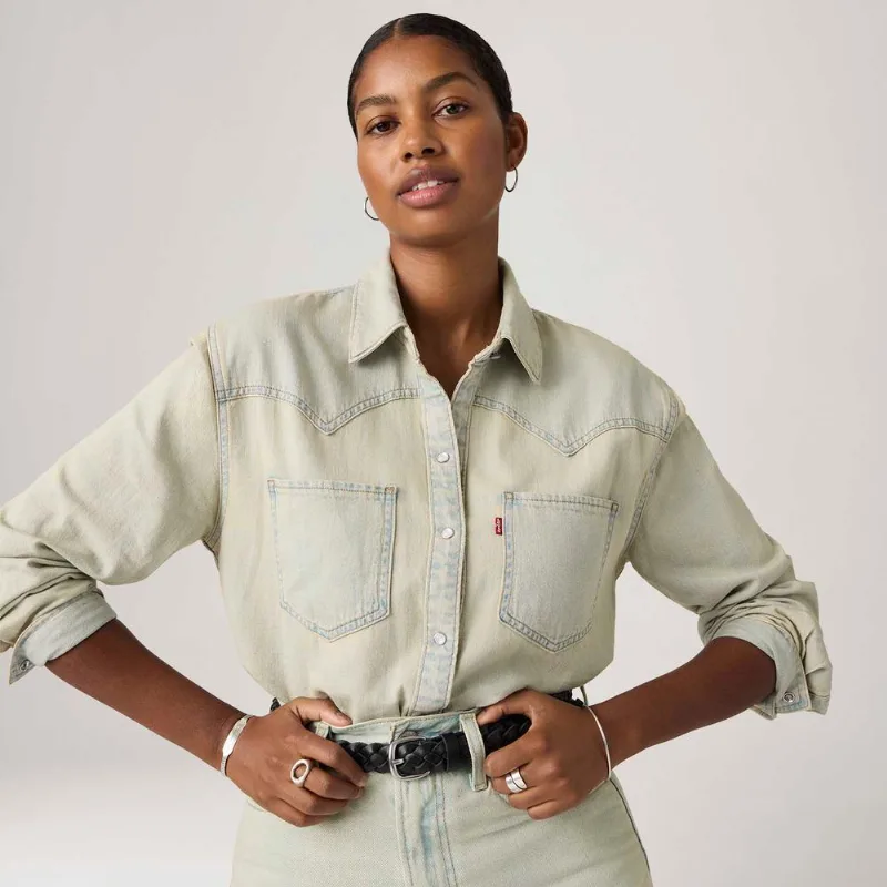 Camisa Jeans Levi's® Teodora Western Lavagem Clara - XL USA | GG BR