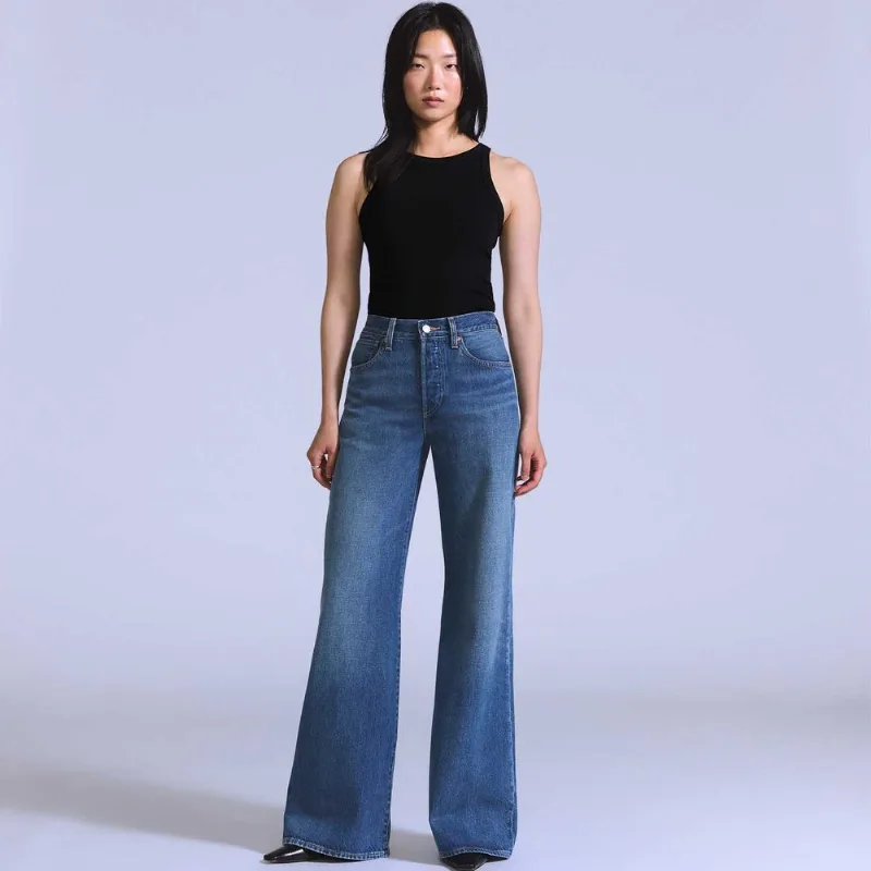 Calça Jeans Levi's® Blue Tab High Rise Flare Lavagem Média - 33X34 USA | 44 BR