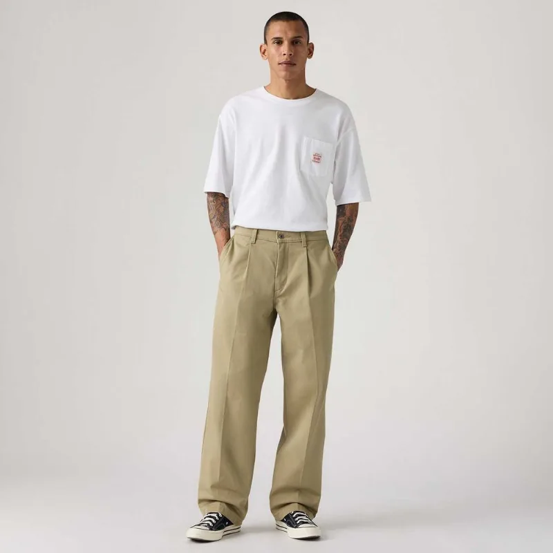 Calça Levi's® Chino Loose Pleated Caqui - 34X34 USA | 44 BR