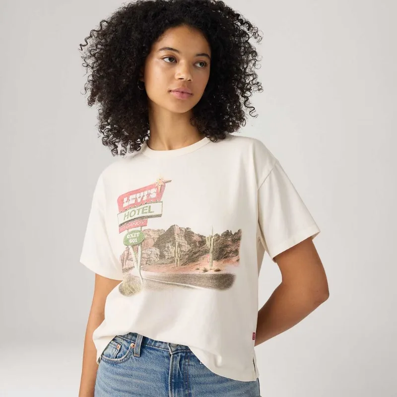 Camiseta Levi's® Graphic Vintage Off White Manga Curta - L USA | G BR