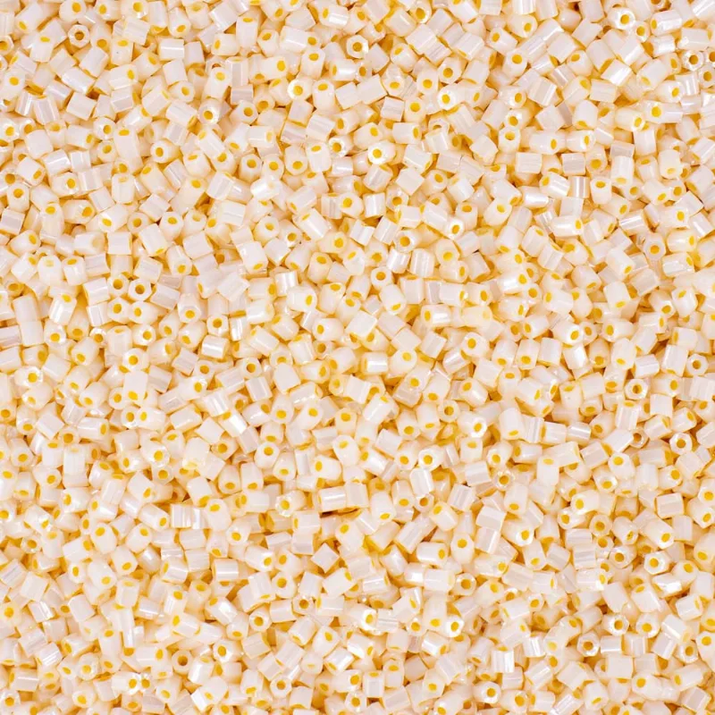 Vidrilho Premium Perolado 2.2Mm Em Vidro Com 450G 480Vp - Off White 480