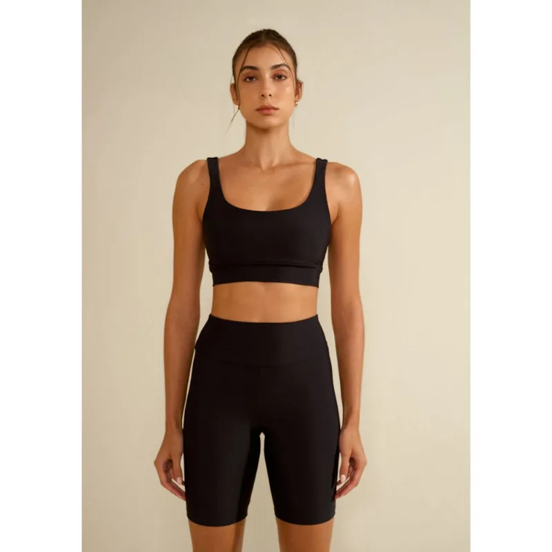 Conjunto Morena Rosa Top Com Alça Bermuda Ajustada Cintura Alta Preto M