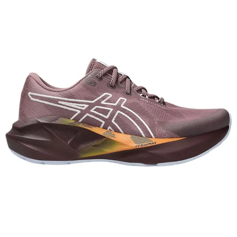 Tênis Asics Novablast 5 TR Feminino 38 / Bordô
