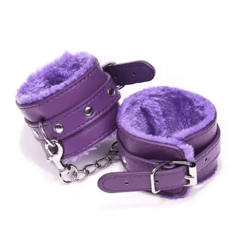 Algema Bracelete Em Couro Macio Com Pelúcia Aveludada Roxo E Corrente Cromada 5,5cm X 9cm
