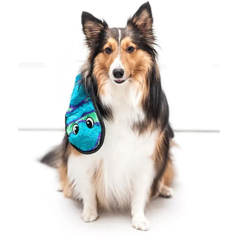 Cobra de Pelúcia para Cães Invincibles Outward Hound AUB003RQFOGO