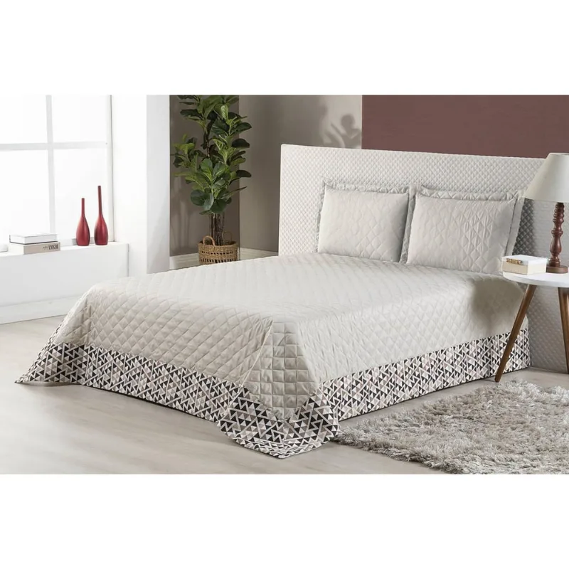 Kit Colcha Vitória Casal Queen Bege Babado Estampado 3 Pçs