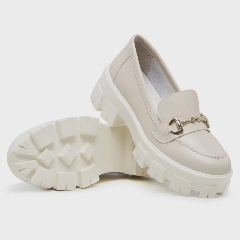 Sapato Mocassim Elegante Solado Tratorado Feminino Moda Lançamento Creme