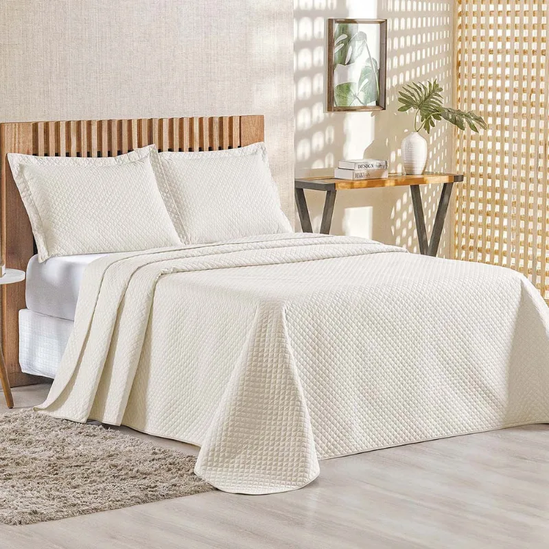 Kit Cobre Leito Colcha Ideale Queen 3 Peças Matelado Geométrico - Palha - 100% Poliéster