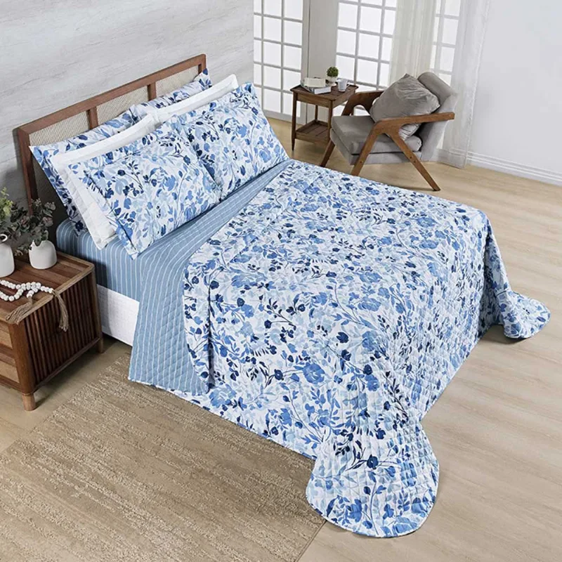 Kit Cobre Leito Colcha Benim Casal 3 Peças Dupla Face Micropercal 400 Fios - Loli Azul Floral - 100% Poliéster