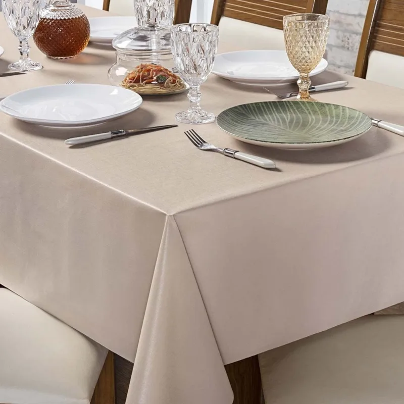 Toalha De Mesa Lisa Térmica Impermeável 2,50m x 1,40m Para Mesa 8 Lugares - Avelã - Clara luz decora - Cama, Mesa E Banho