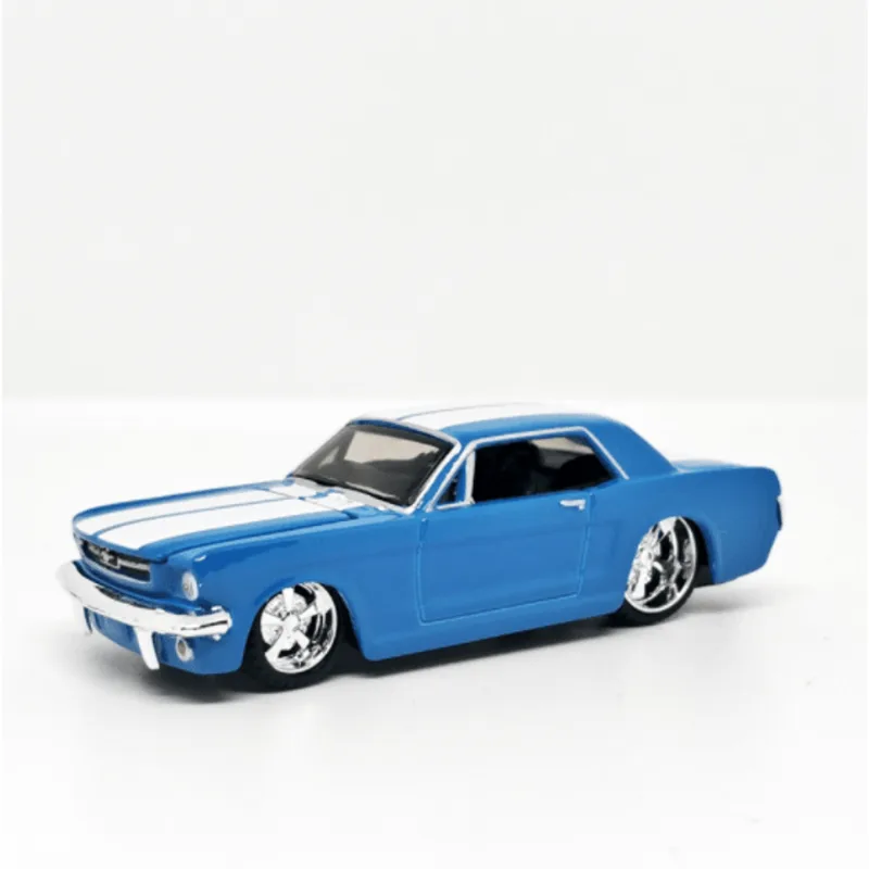 Miniatura - Carro - 1:64 - Maisto Design - Ford Mustang Hardtop Maisto