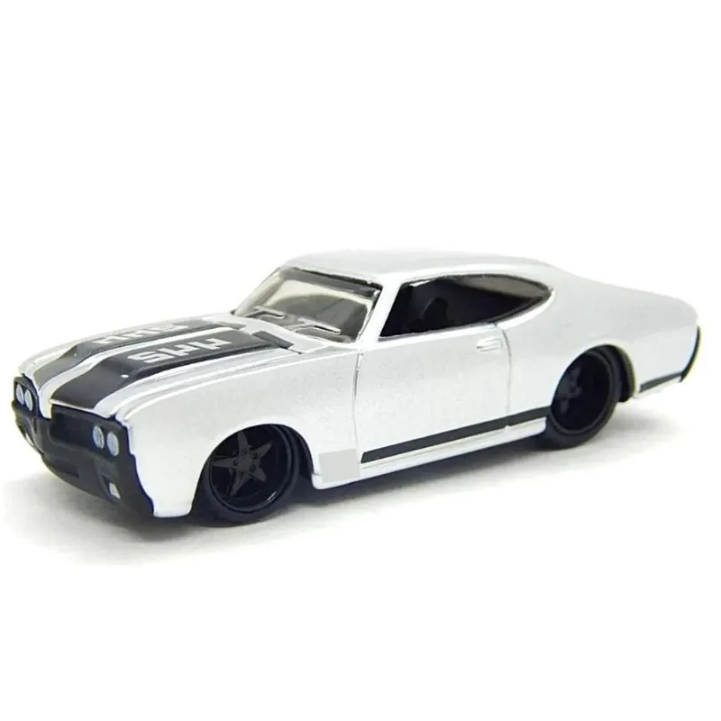Miniatura Carro Oldsmobile 442 1969 1/64 Prata Maisto