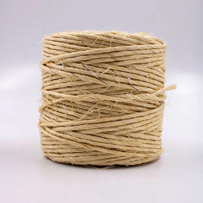 FIO DE SISAL SEM RAZAR 300/1 COM 78 METROS 916 - Natural