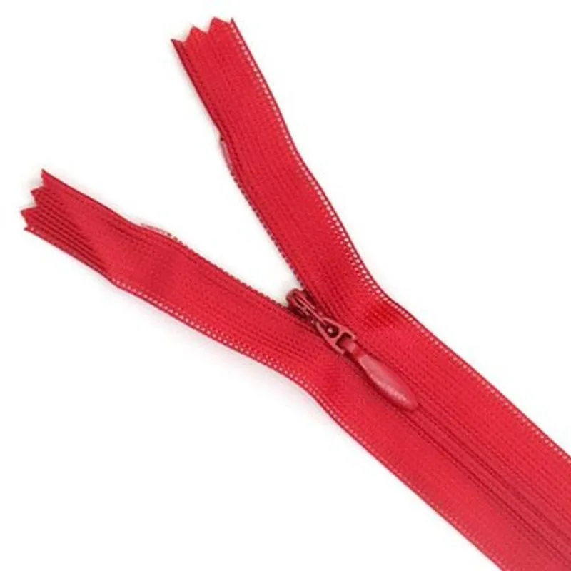 ZIPER NYLON INVISIVEL 30CM COR 820 CEREJA