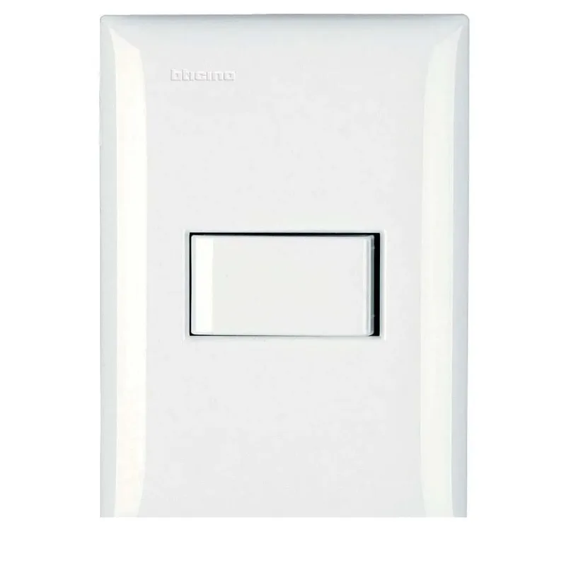 Conjunto Interruptor Simples 4x2 Thesi Bticino Branco Conjunto montado de interruptor 4x2 simples com placa branco Thesi Bticino