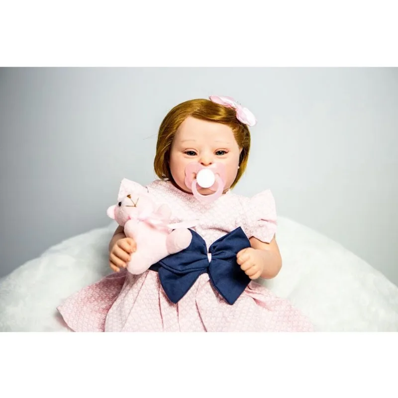 Bebê Reborn Boneca Linda Fio a Fio + Enxoval