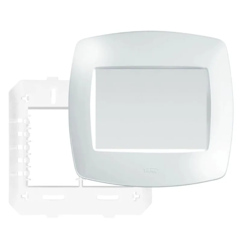 Placa 4 X 4 Com Suporte Cega Elegance - 2760 - Fame Placa Cega 4x4 C-suporte Fame 094.2760.0