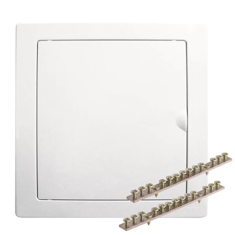 Quadro de Distribuição Fame para 16/24 Disjuntor com Barramento