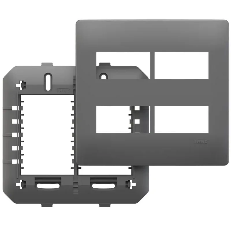 Placa 4x4 para 4 Módulos Distanciados Habitat Onix 06445750 Preto Fame Brasil