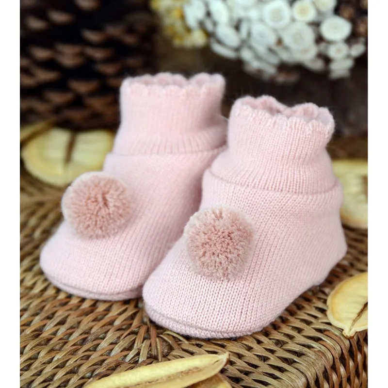 Sapatinho para Bebê Pompom Liso Tam. RN Rose - RN