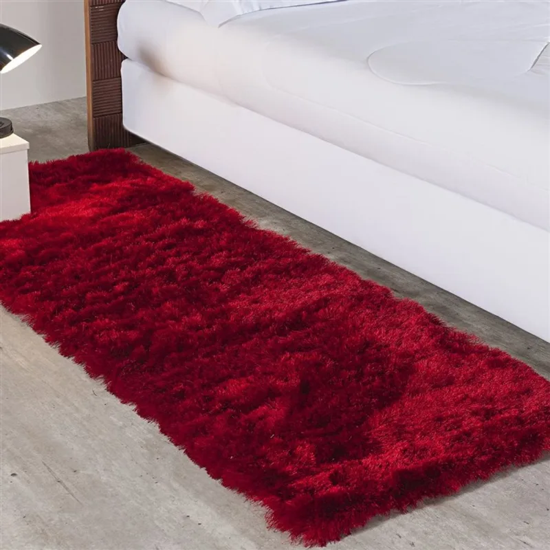 TAPETE SILK SHAGGY 0,60 X 1,80 VERMELHO
