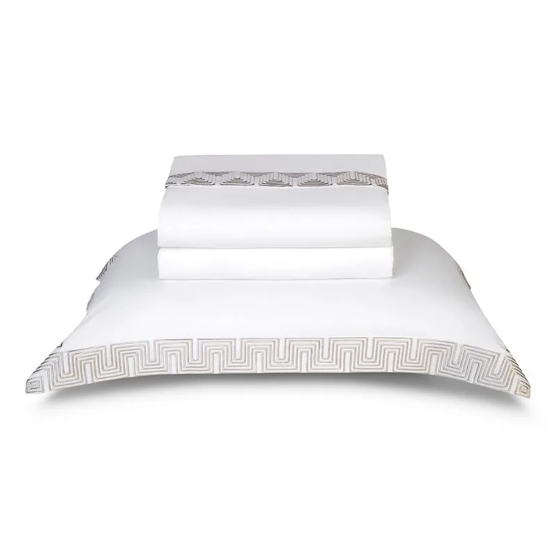 Jogo De Cama King Bordado The Skyline Cinza E Branco 2,60x2,80 C/ 4 Pçs 7898677145895 By The Bed