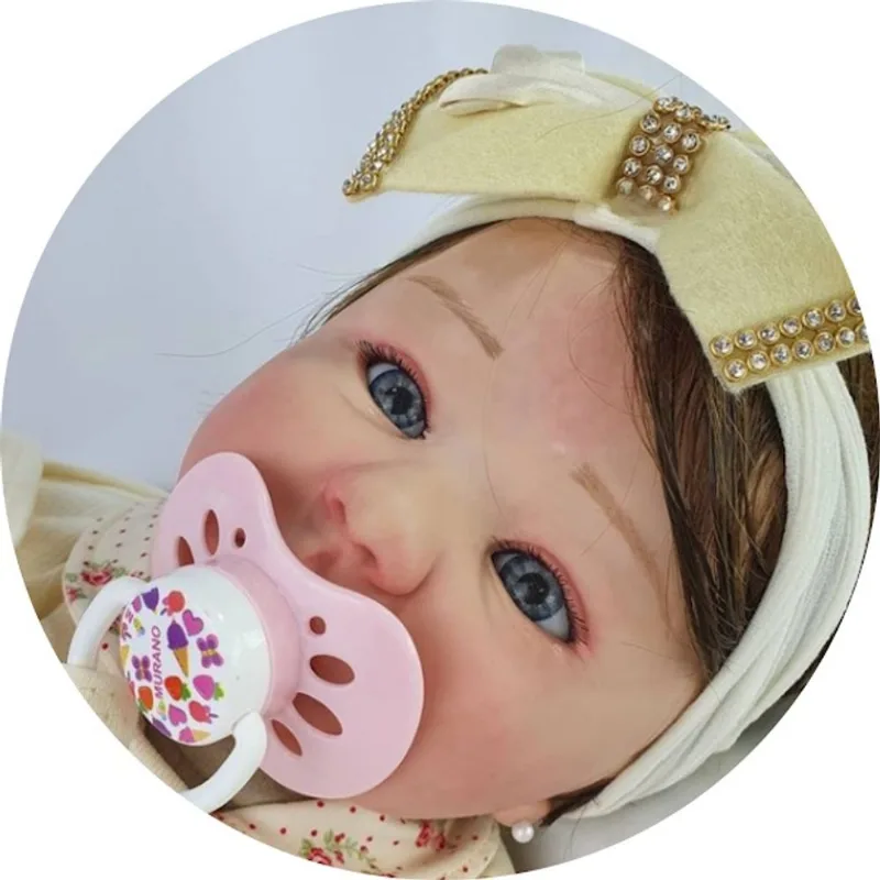 Bebe Reborn Menina Realista Corpo de Pano Olhos Azuis